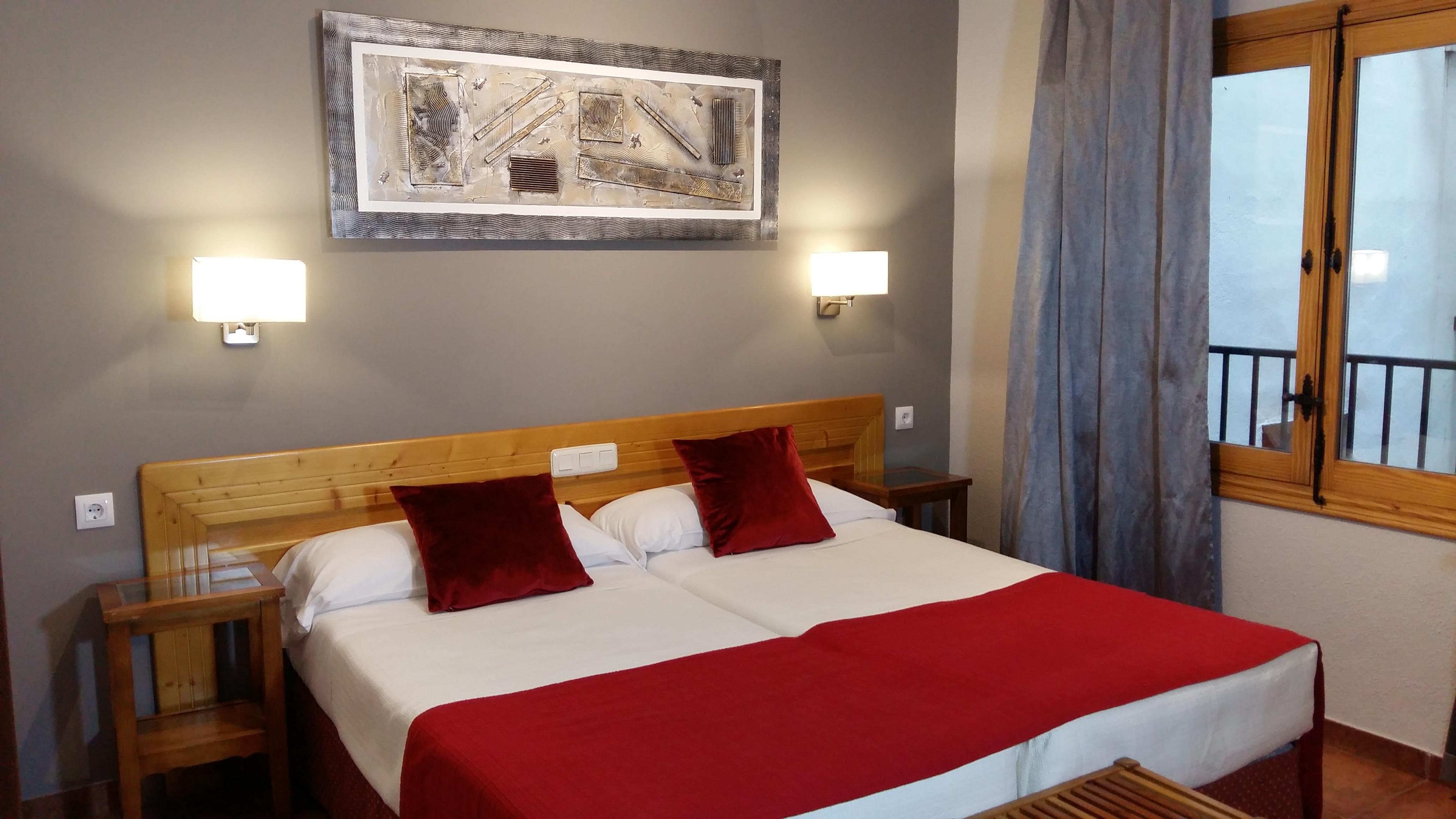 Real De Hotel 3*