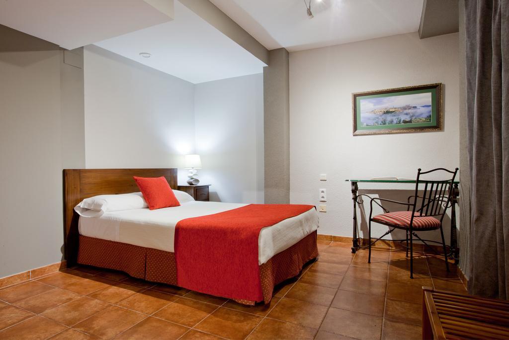 Real De Hotel